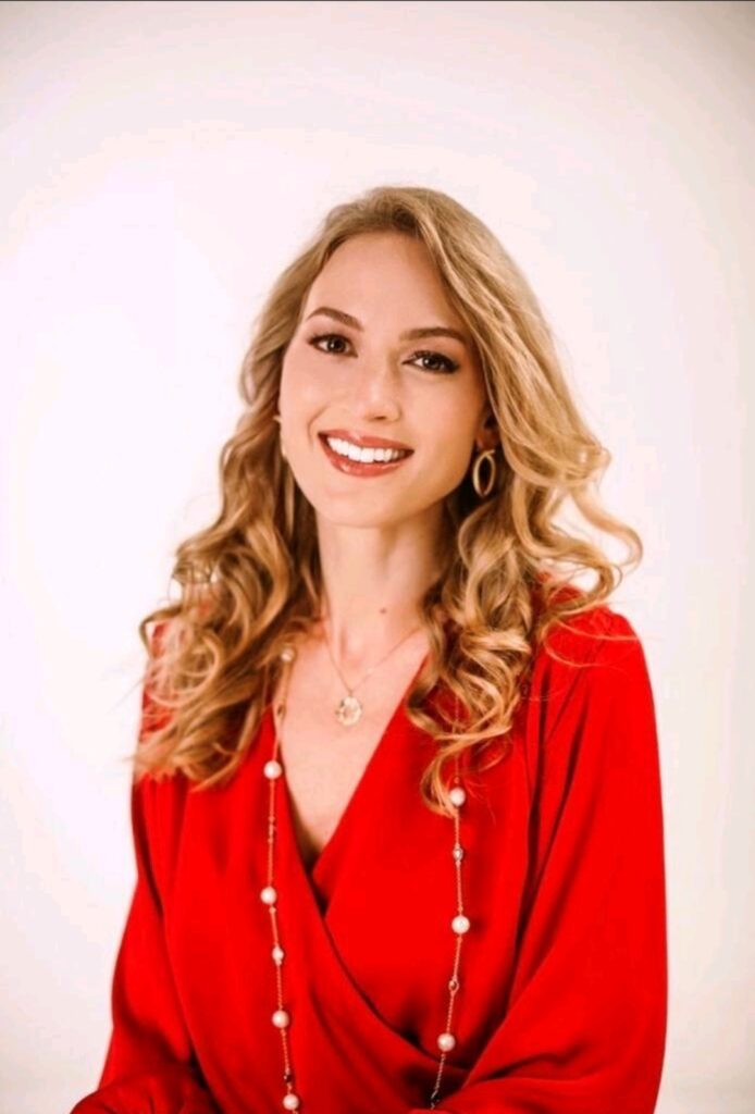 Professional Etiquette: Elevating Customer Experience Through Emotional Intelligence