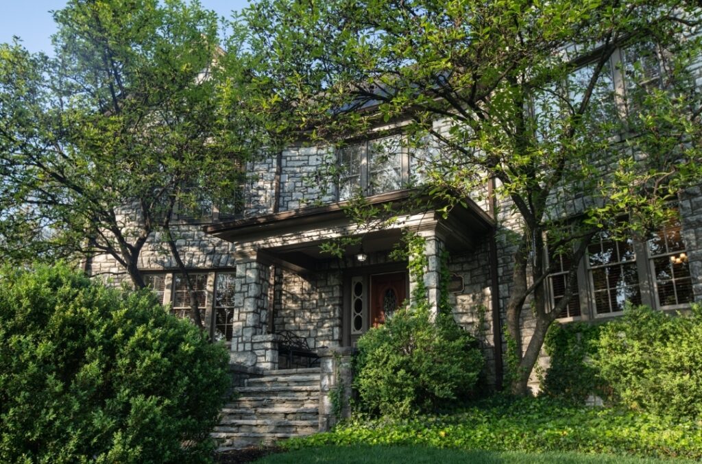 Buffalo Trace Distillery — Leading Kentucky Bourbon Brand